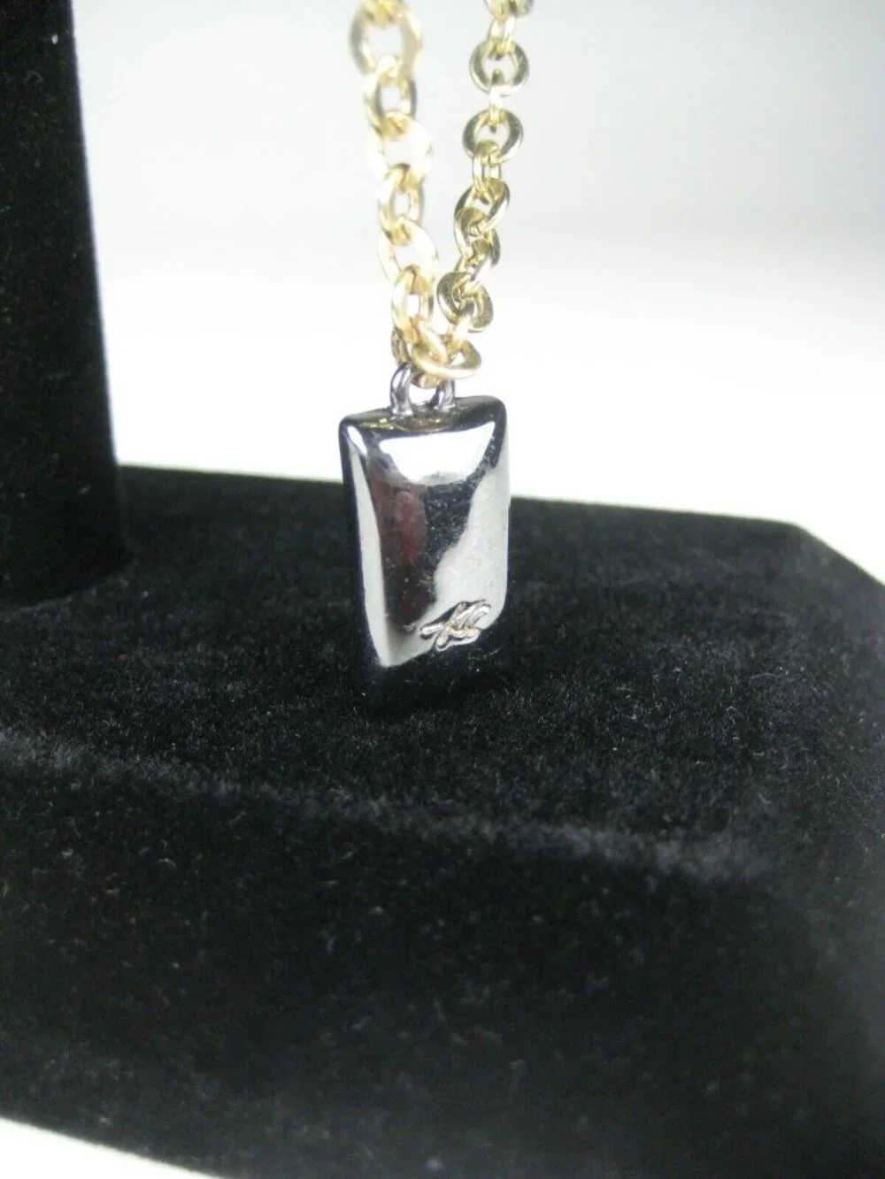 TK Charm Bracelet 9 In Metal Goldtone Chain Jewelry Modern Jewelry NO CLASP